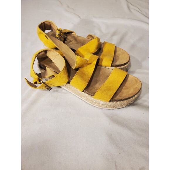 UNIVERSAL THREAD Yellow Faux SUEDE Strappy PLATFORM Espadrille SANDAL Size 6.5 - Picture 5 of 12